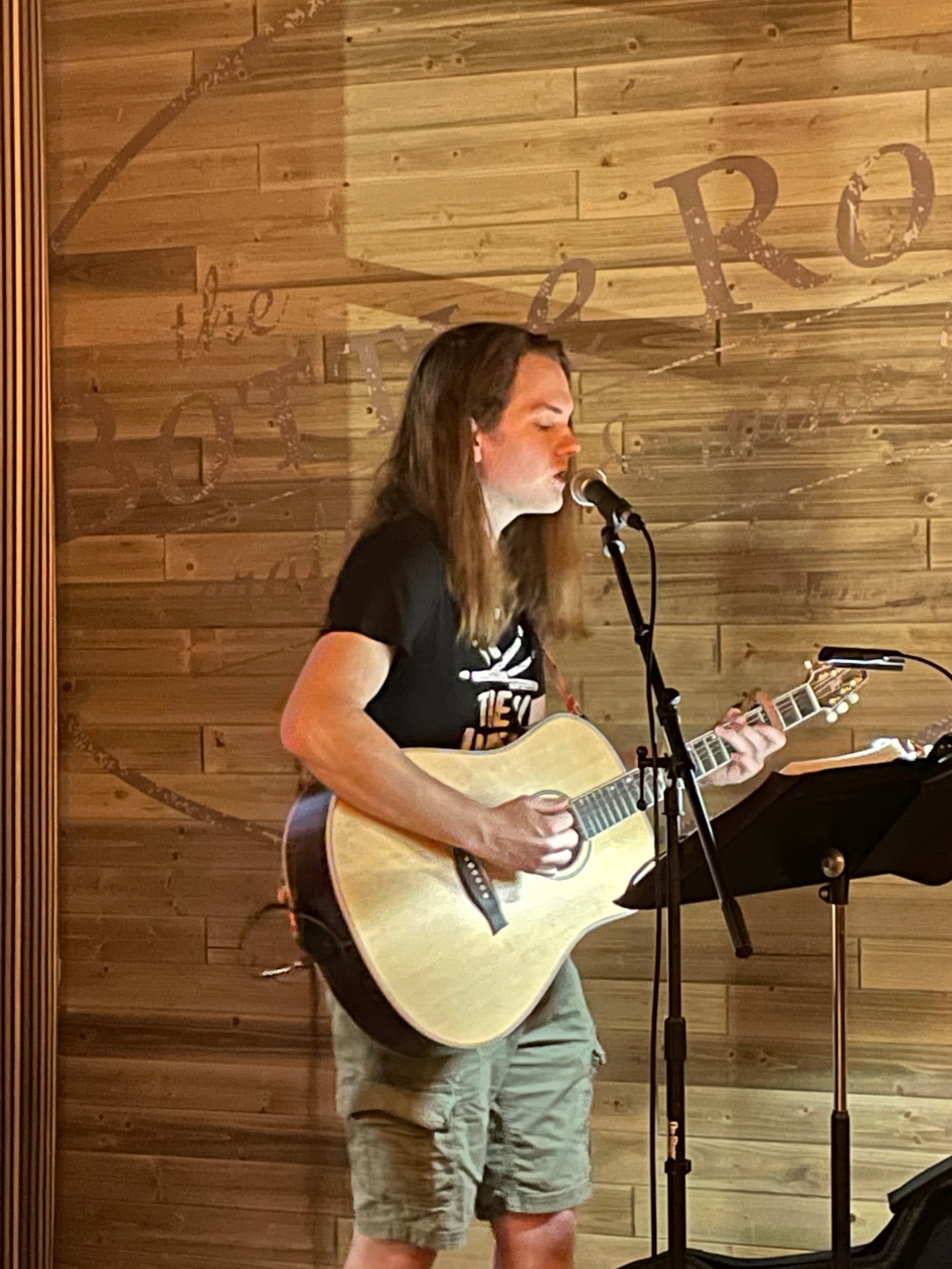 <strong>Declan Melchoir</strong><br />The Bottle Room